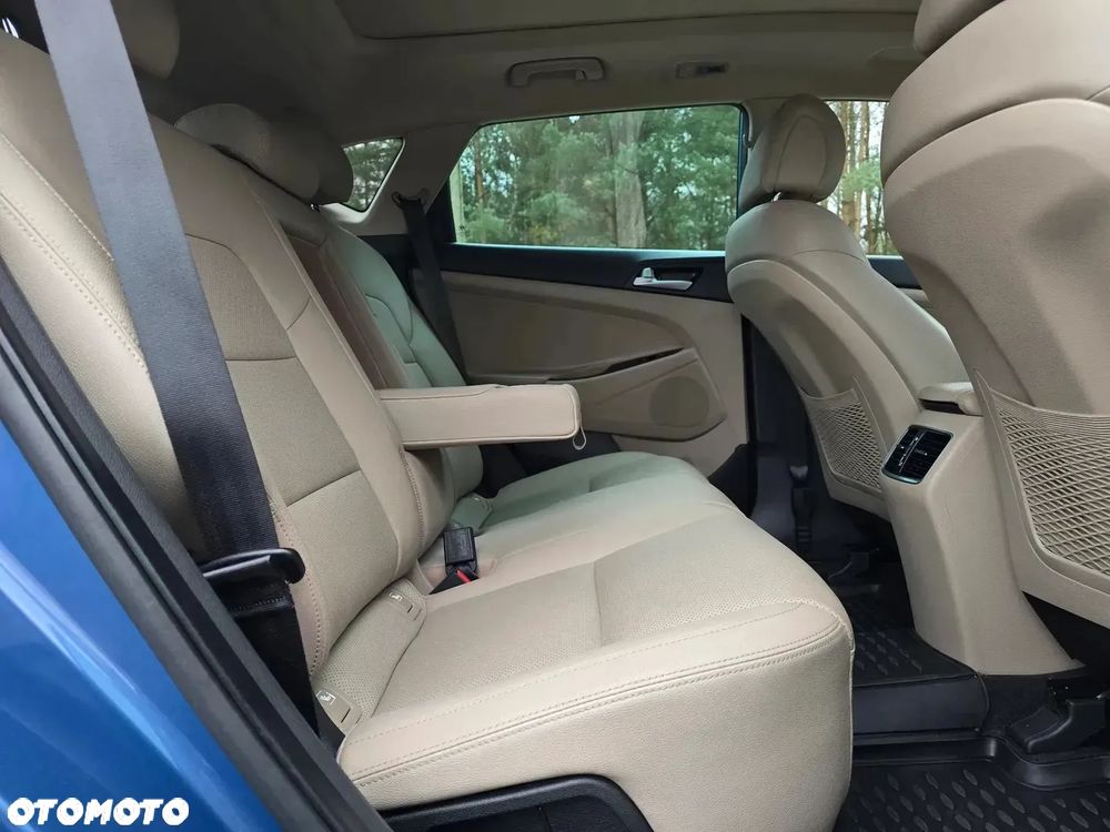 Hyundai Tucson 2.0 CRDI 2WD Style - 24