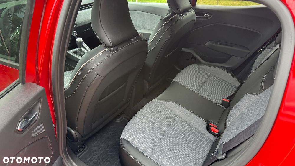 Renault Clio 1.0 TCe Techno - 13