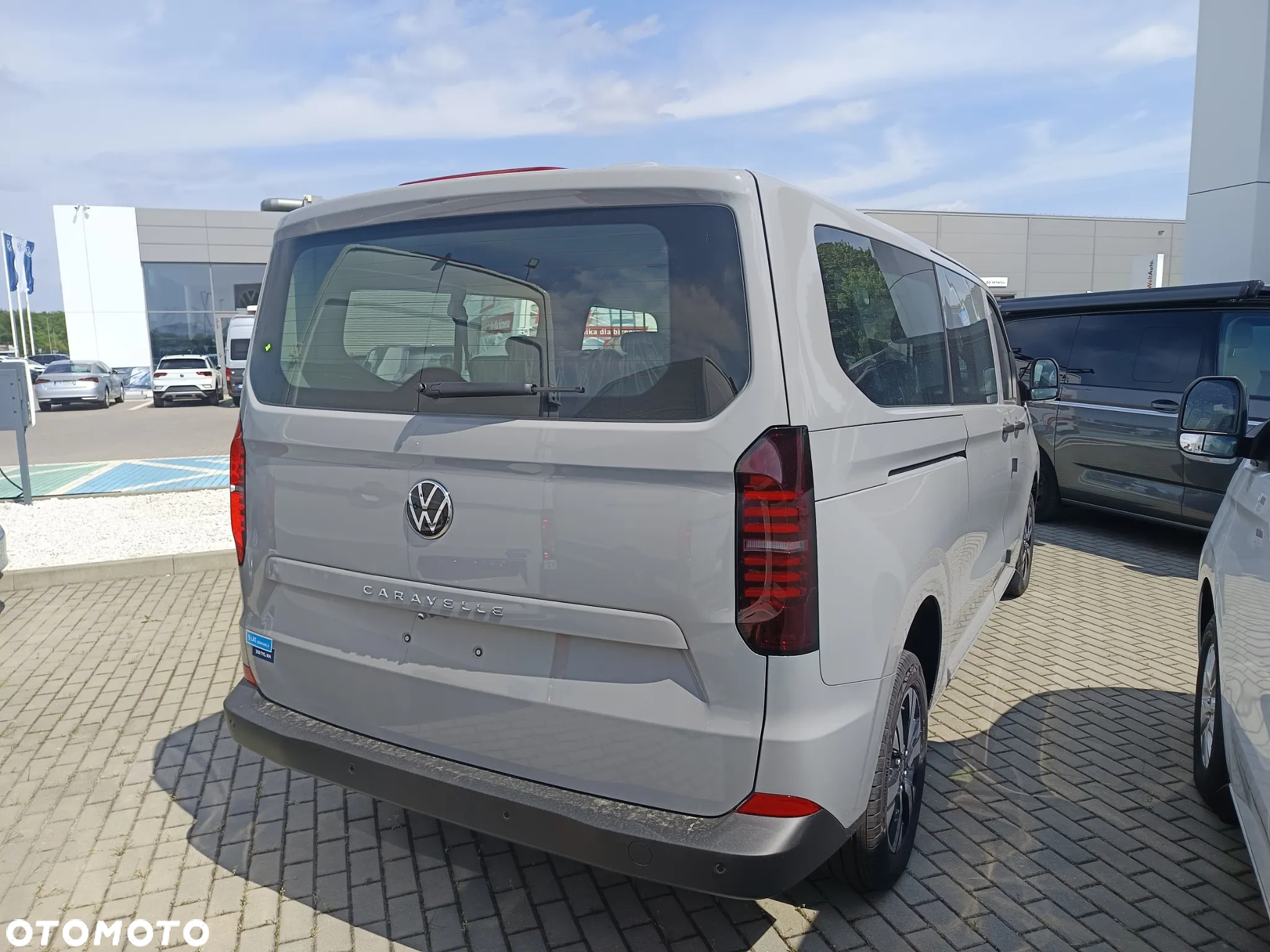 Volkswagen Caravelle 2.0 TDI L2 - 4