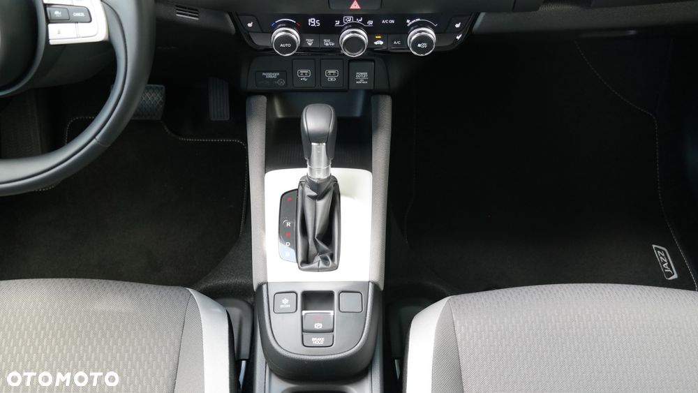 Honda Jazz 1.5 i-MMD Executive Crosstar (Czarny Dach) - 8