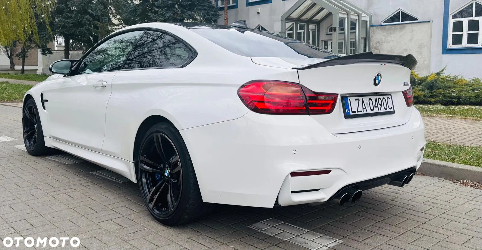 BMW M4 Coupe DKG - 8