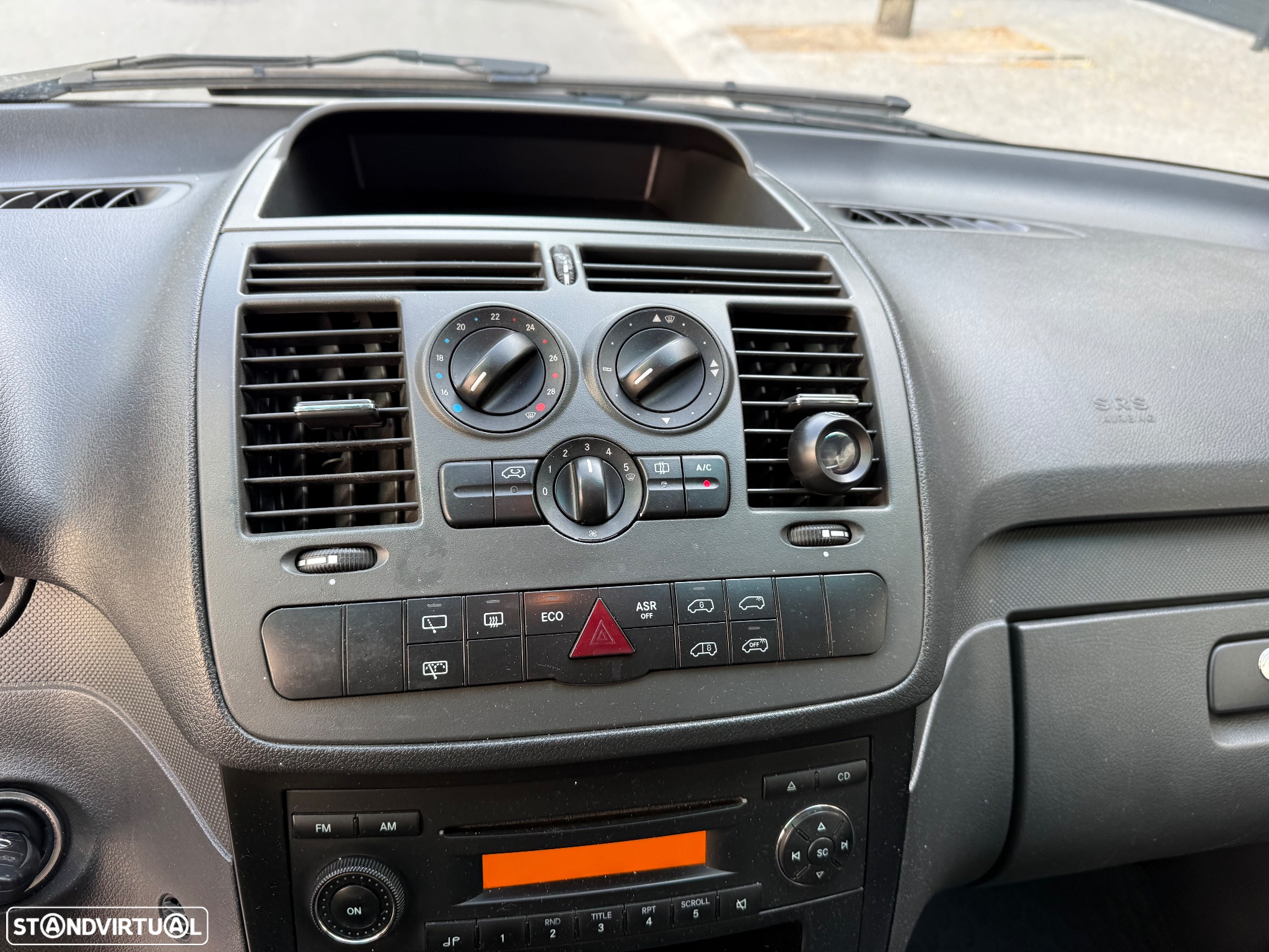 Mercedes-Benz Vito 115 CDi/32 9L - 19