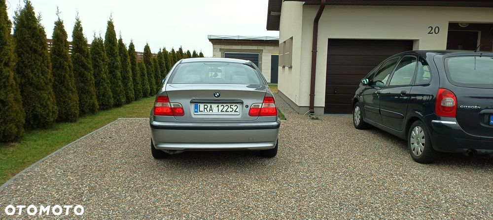 BMW Seria 3 318d - 20