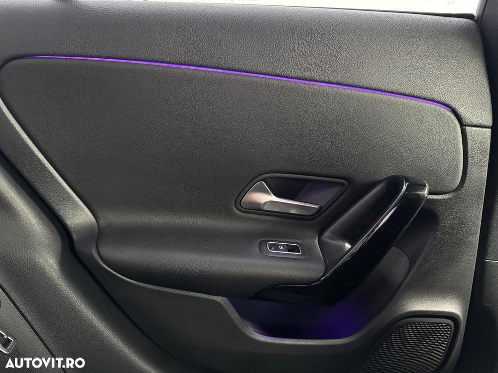 Mercedes-Benz CLA 180 d 7G-DCT - 16