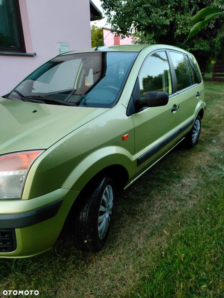 Ford Fusion - 3