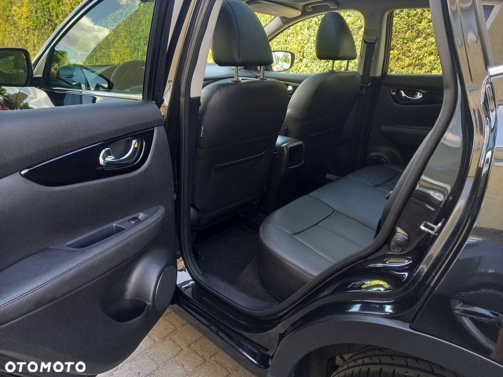 Nissan Qashqai 1.6 dCi DPF tekna - 24