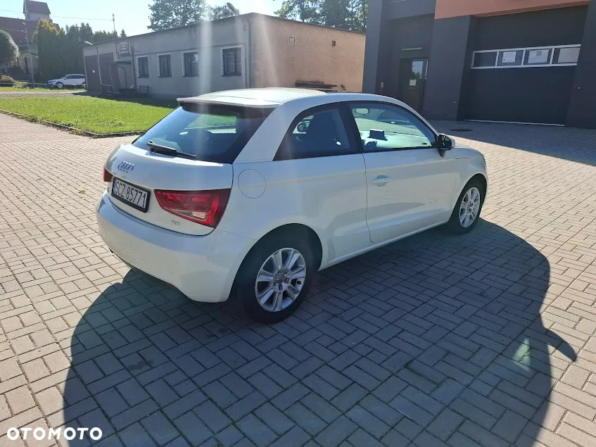 Audi A1 1.6 TDI Attraction - 12