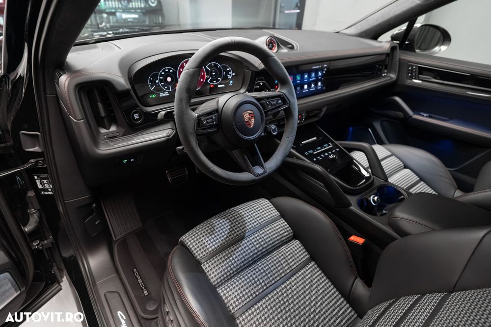 Porsche Cayenne Coupe - 15