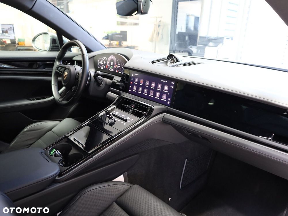 Porsche Panamera - 13