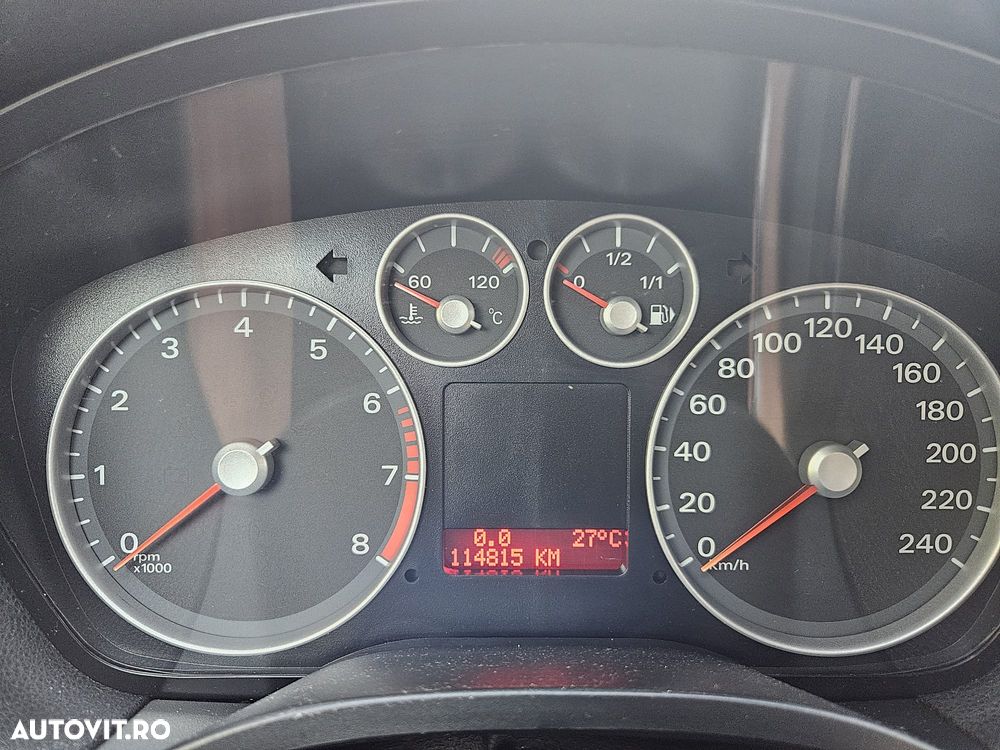 Ford Focus - 12
