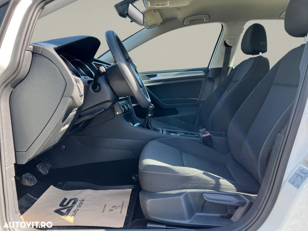 VOLKSWAGEN Golf 2020 — imagine 13