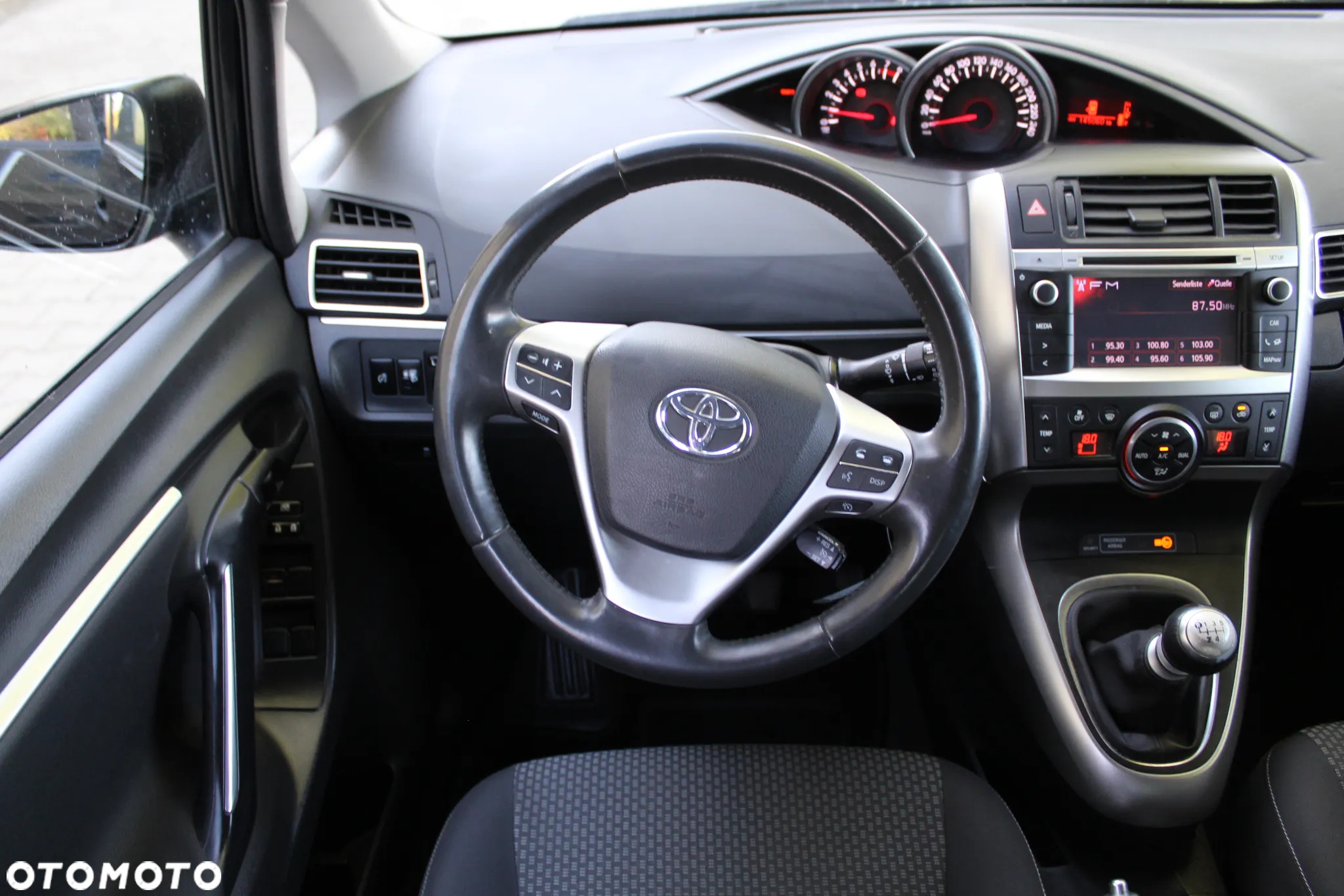 Toyota Verso 1.8 5-Sitzer Life - 11