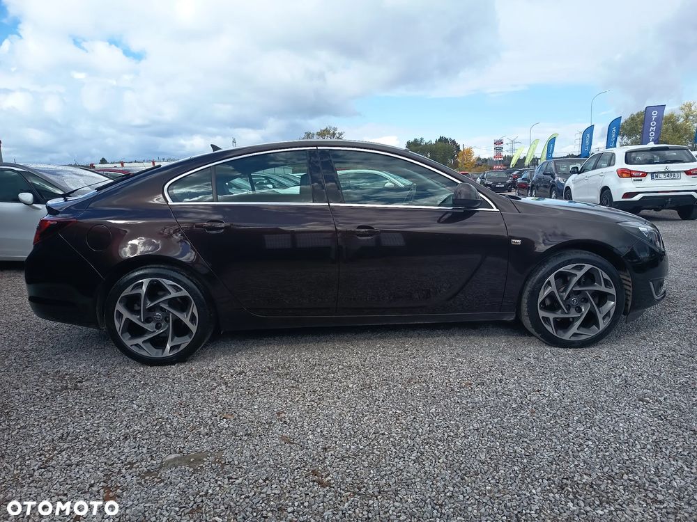 Opel Insignia 2.0 Turbo 4x4 ecoFLEX Start/Stop Edition - 11