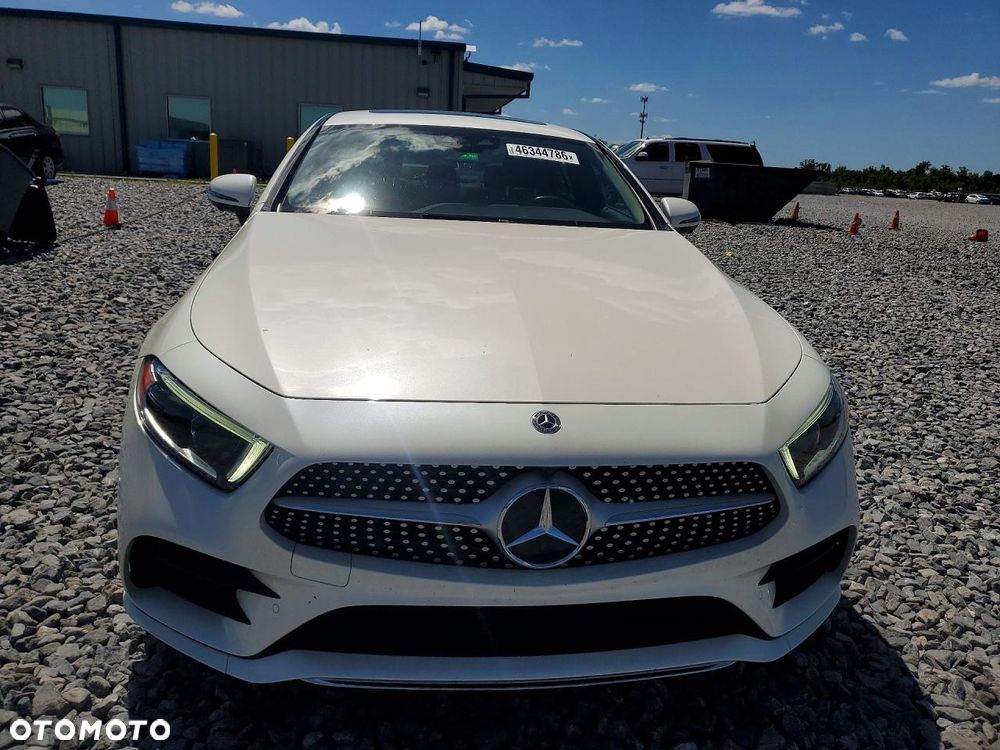 Mercedes-Benz CLS - 6