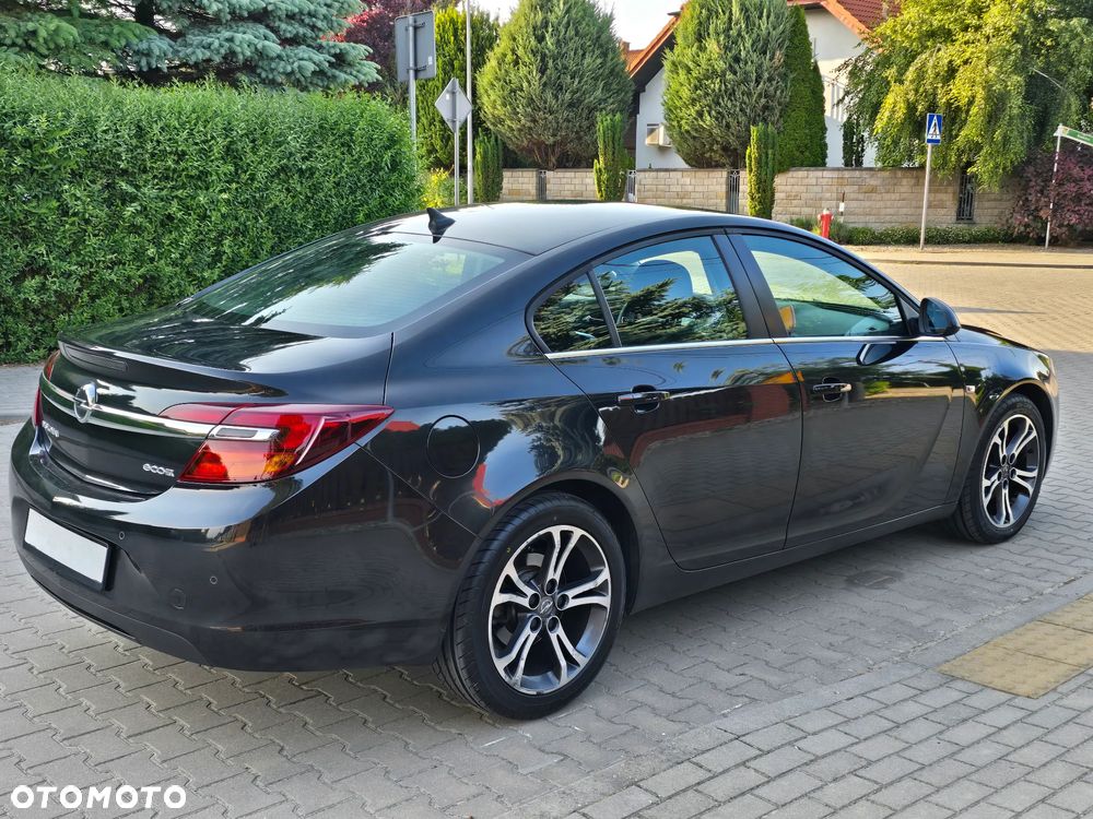 Opel Insignia - 10