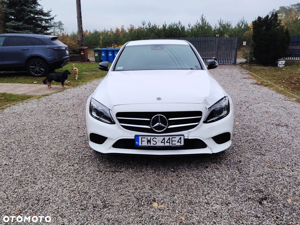 Mercedes-Benz Klasa C 200 4MATIC 9G-TRONIC - 9