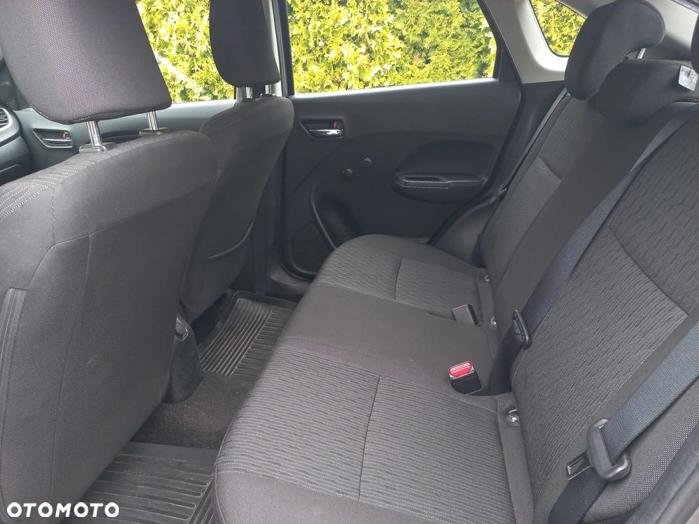 Suzuki Baleno 1.2 Premium Plus - 12