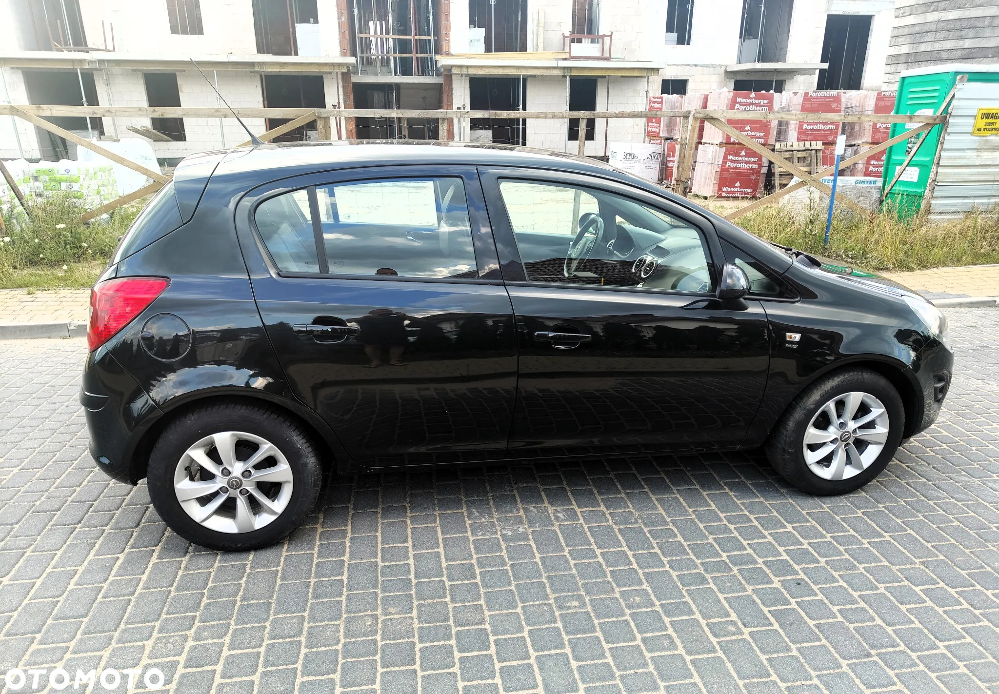 Opel Corsa 1.2 16V Cosmo - 7