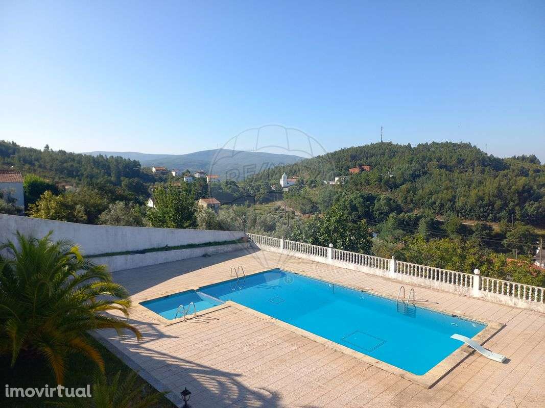 Moradia T6 para venda - Grande imagem: 2/50