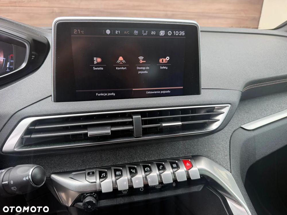 Peugeot 5008 - 16