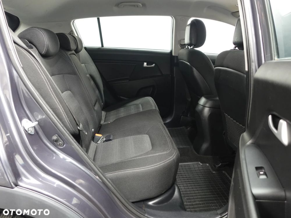 Kia Sportage 1.7 CRDI 2WD Attract - 26