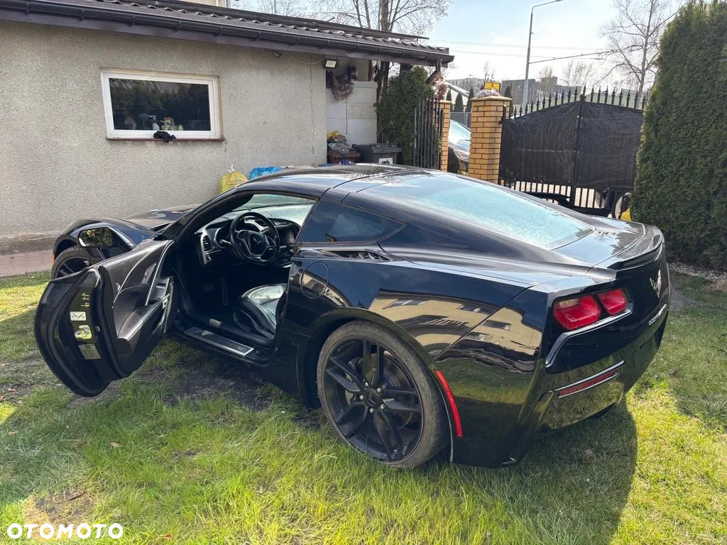 Chevrolet Corvette - 5