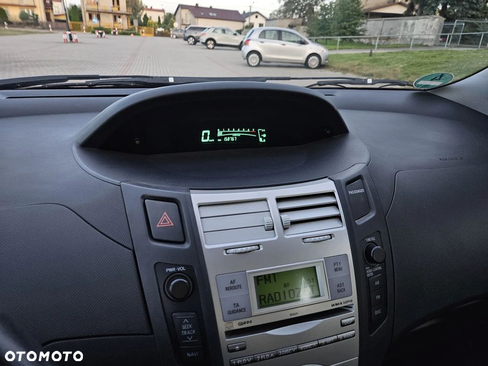 Toyota Yaris 1.3 Luna - 10