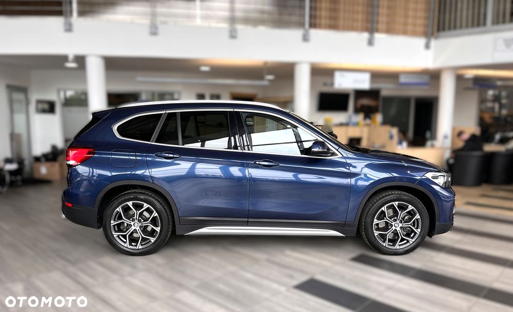 BMW X1 xDrive20d Sport Line - 7