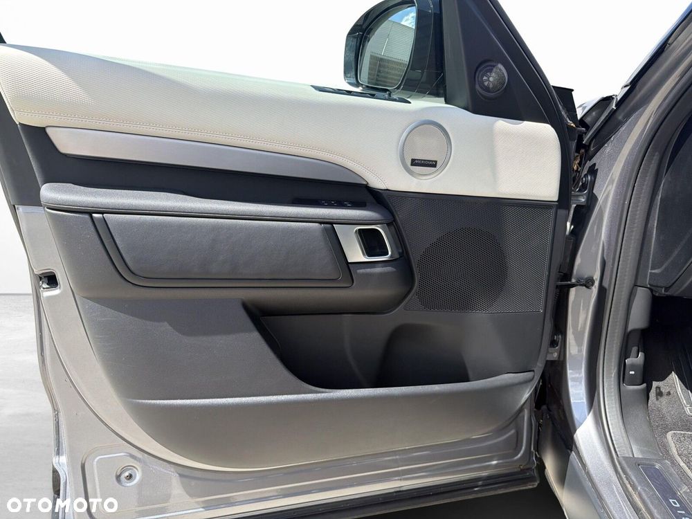 Land Rover Discovery - 11