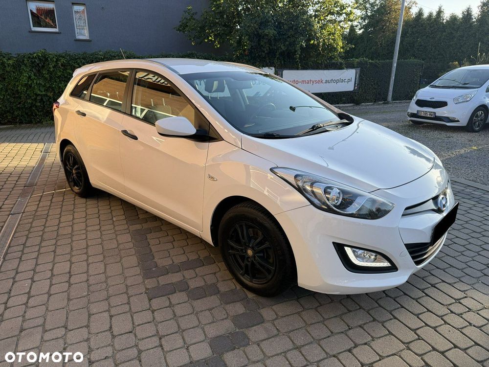 Hyundai i30 1.4 Classic + - 4