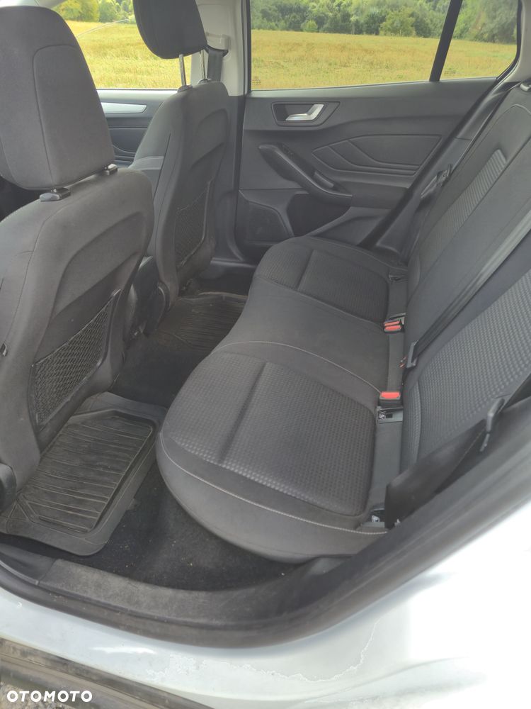 Ford Focus 1.5 EcoBlue SCR Titanium - 17