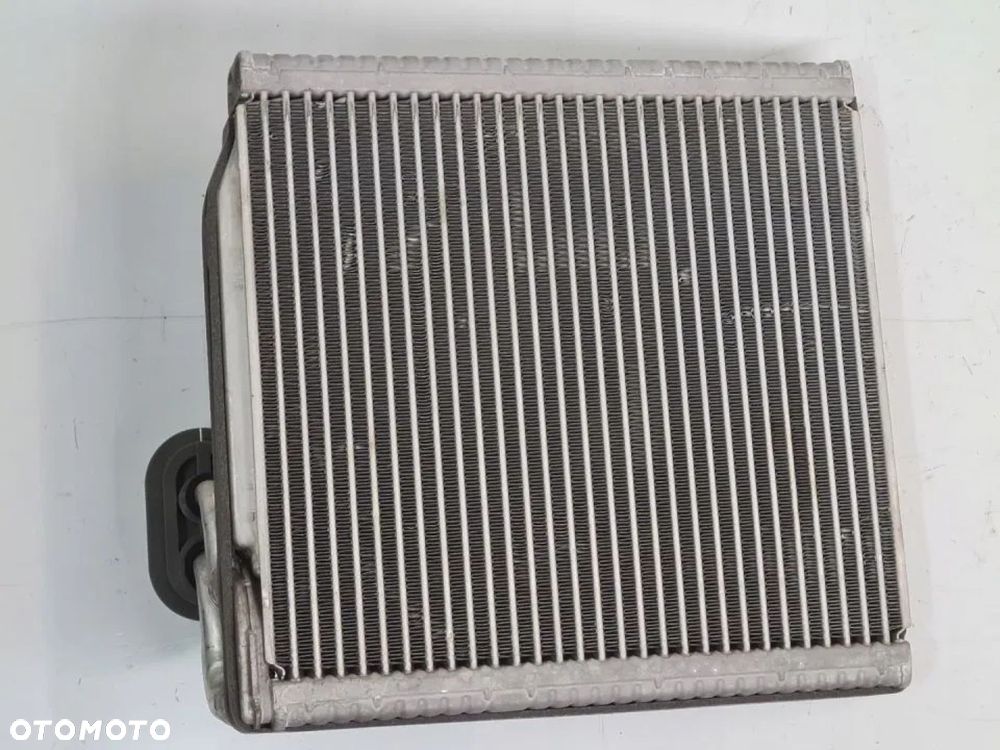 NAGRZEWNICA CHŁODNICZKA KLIMATYZACJI KIA CEED II CRDI - 3