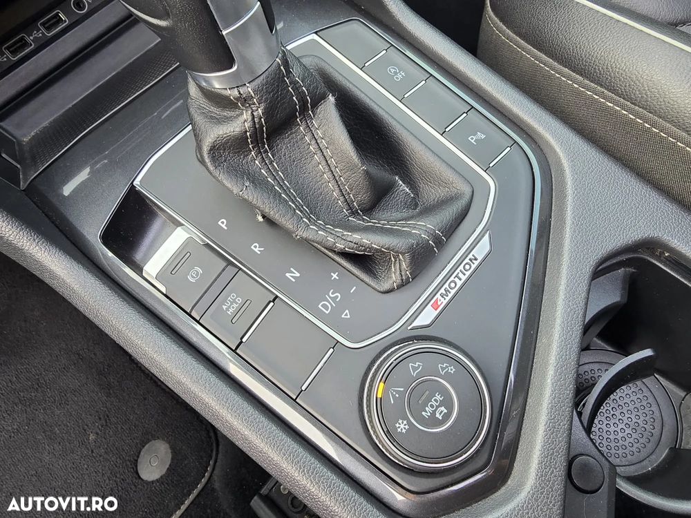 Volkswagen Tiguan - 14