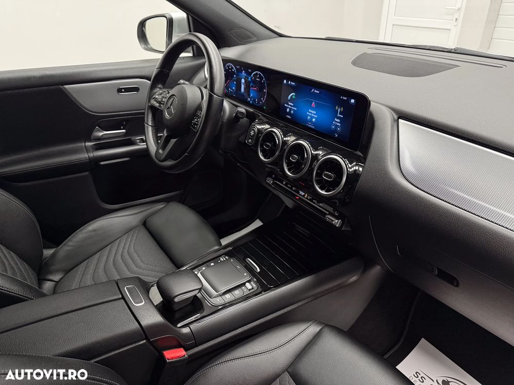 Mercedes-Benz GLA 180 d 8G-DCT Style - 22