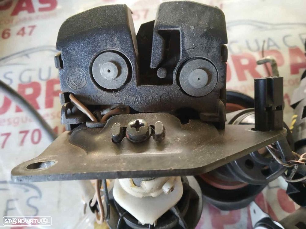 FECHADURA MALA / PORTA TRASEIRA FIAT PUNTO 2002 - - 1