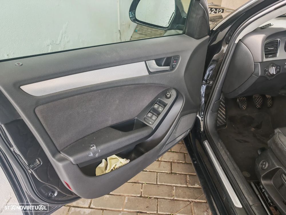 Audi A4 Avant 2.0 TDI - 6