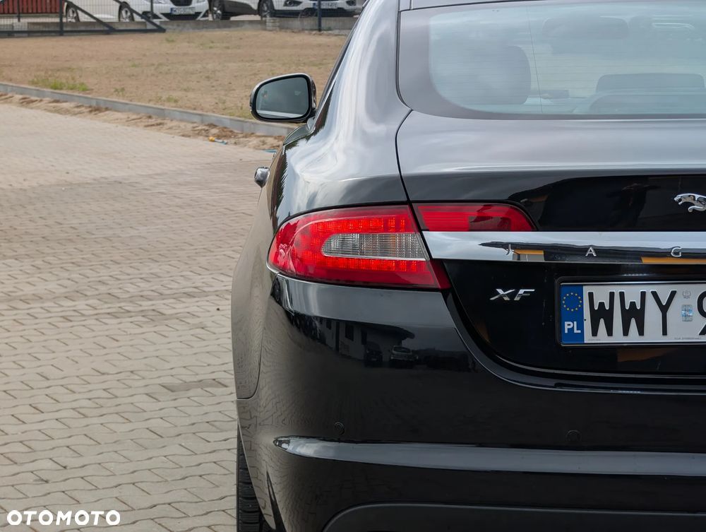 Jaguar XF 3.0 V6 S Luxury - 12