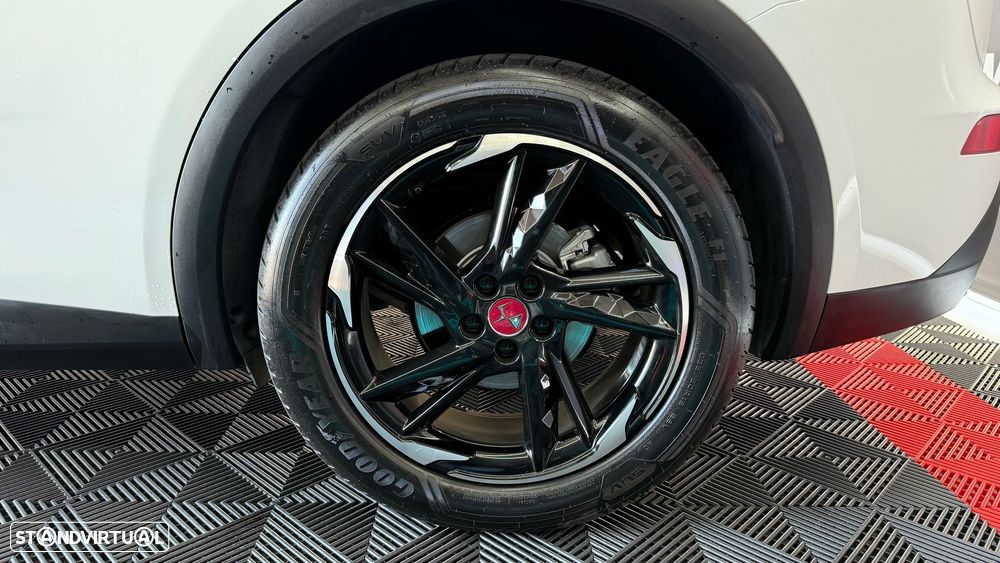 DS DS7 Crossback E-Tense Performance Line EAT8 - 13