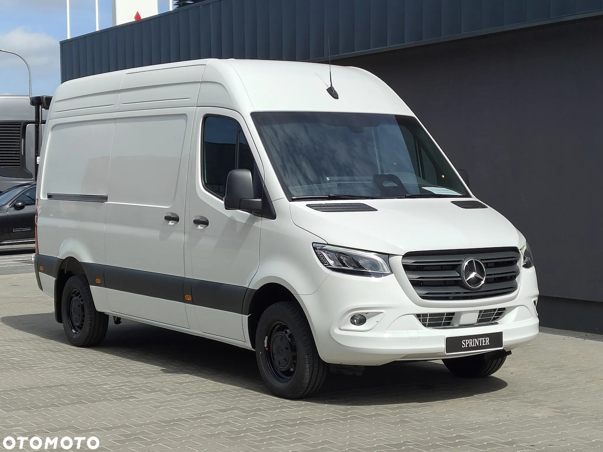 Mercedes-Benz Sprinter - 8