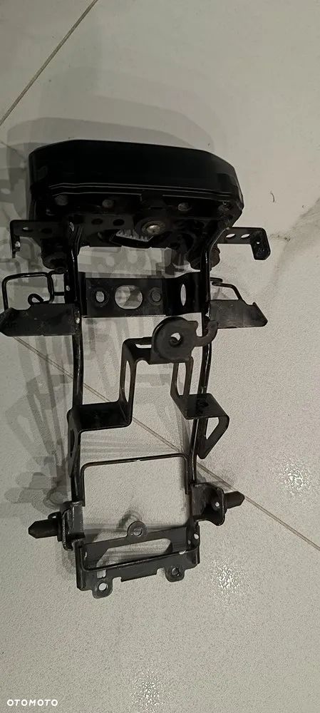 SUZUKI GSX-S 125 LICZNIK ZEGARY STELAŻ - 3