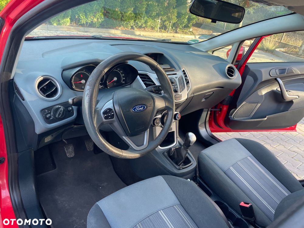 Ford Fiesta 1.25 Trend - 13