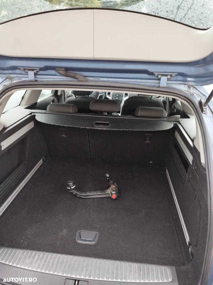 Opel Astra 1.4 Turbo Sports Tourer - 9