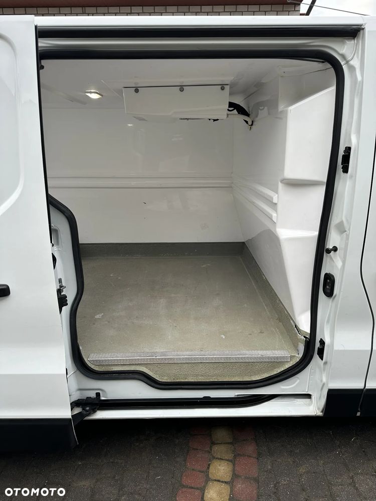Renault Trafic - 8
