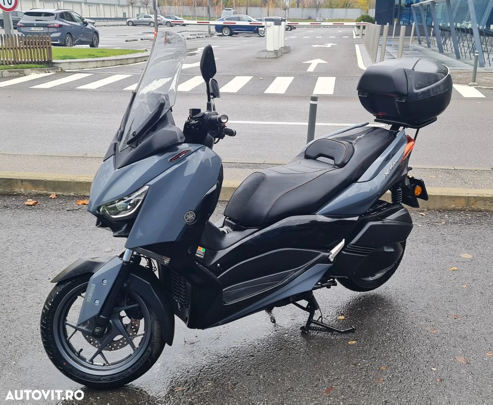 Yamaha XMAX 300 Tech MAX - 7