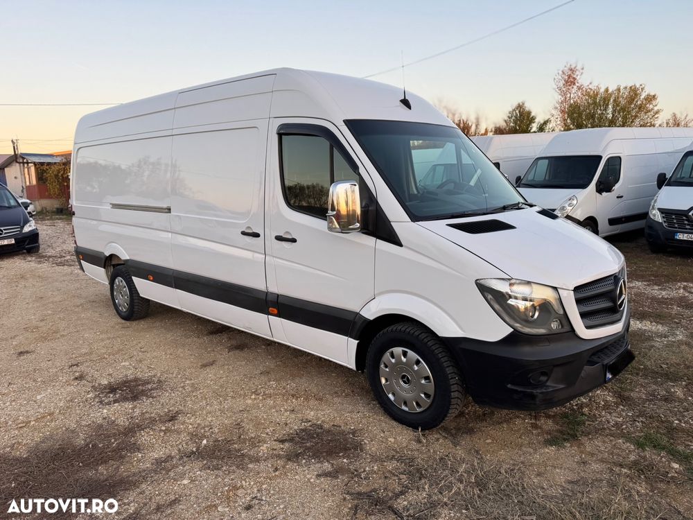 Mercedes-Benz Sprinter - 2