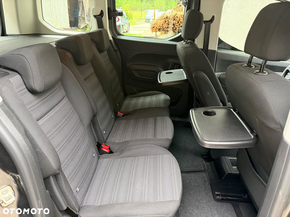 Opel Combo 1.2 Turbo Start/Stop Edition - 9