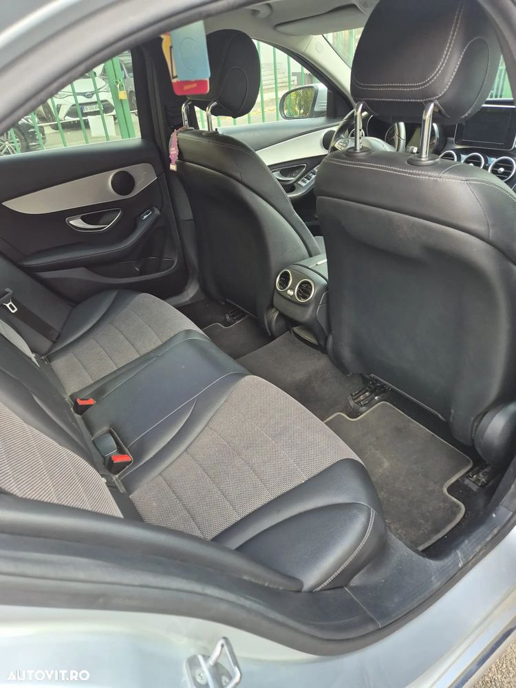 Mercedes-Benz C - 3