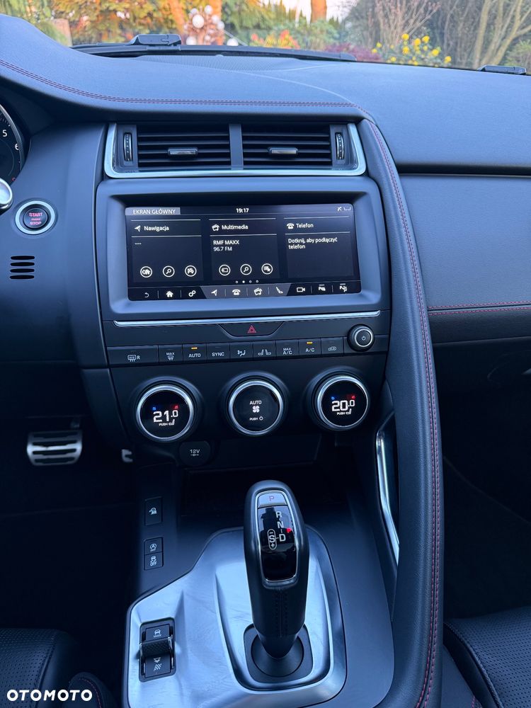 Jaguar E-Pace P250 AWD First Edition - 11