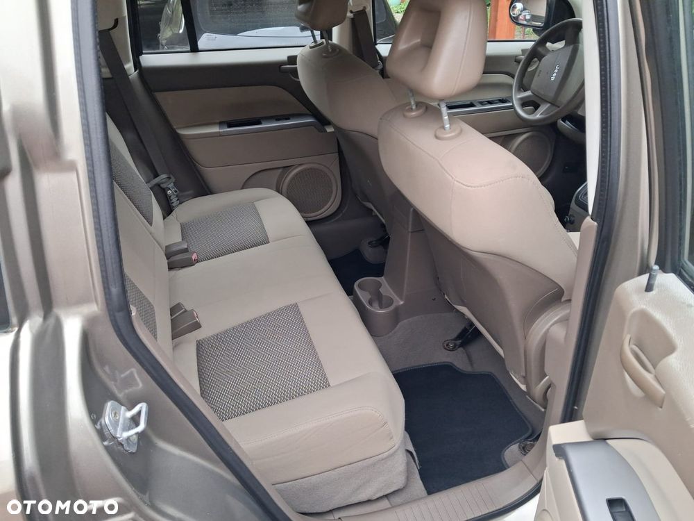 Jeep Compass 2.4I 4x4 Sport - 15