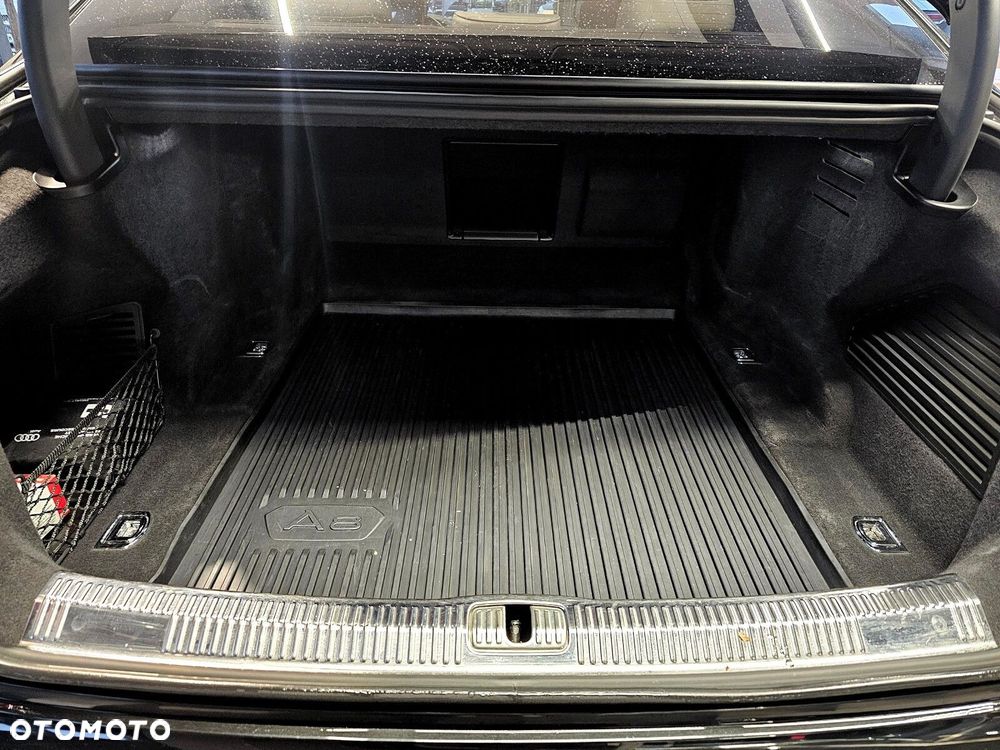 Audi A8 - 19